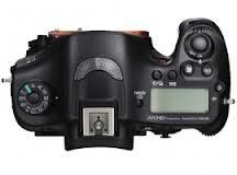 Sony SLT-A65VM + 18-135mm Lens