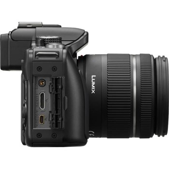Panasonic DMC-G6 EG-K + 14-42mm Lens