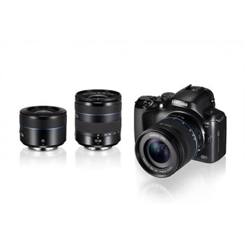 Samsung NX20 + 18-24mm Lens
