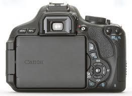 Canon EOS 600D + 18-200mm