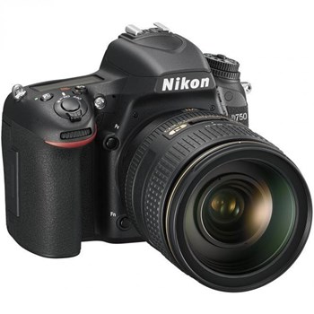 Nikon D750 + 24-70mm