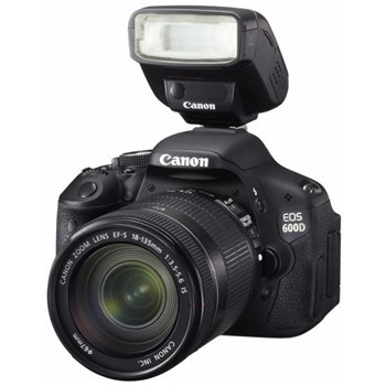 Canon EOS 600D + 18-135mm