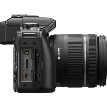 Panasonic DMC-G6X + 14-42mm Lens