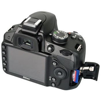 Nikon D3200 + 18-105mm Lens