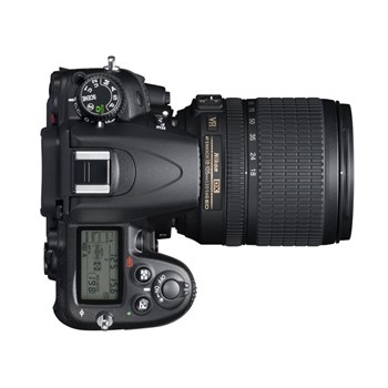 Nikon D7000 + 17-50mm Lens