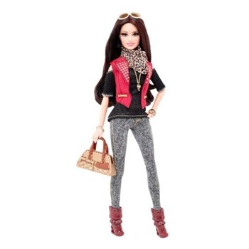 Barbie Moda Ikonu Raquelle Stili