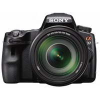 Sony SLT-A37M + 18-135mm Lens